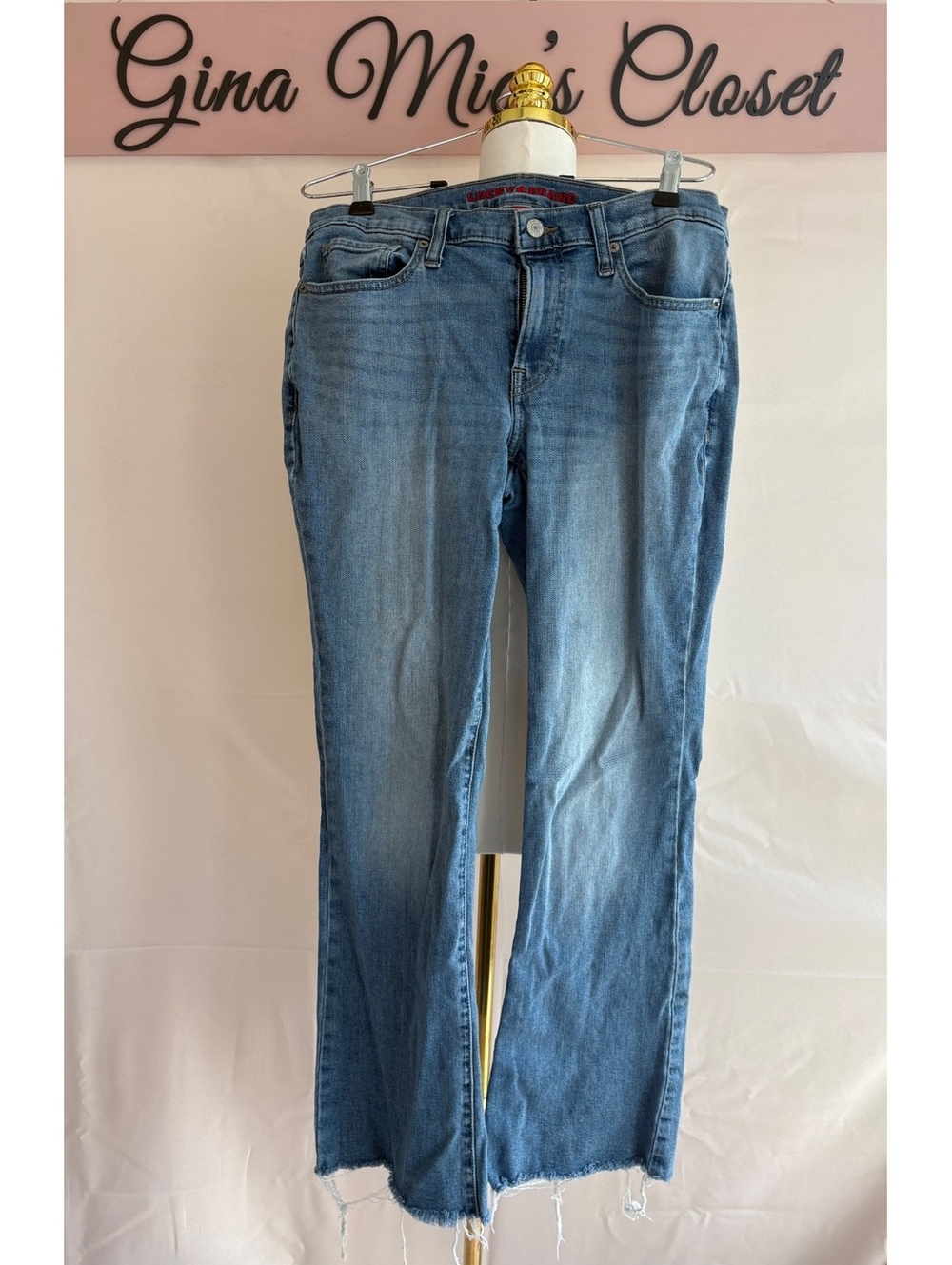 Lucky Brand Women's Light Wash Denim Jeans Size 10/30A with Raw Hem